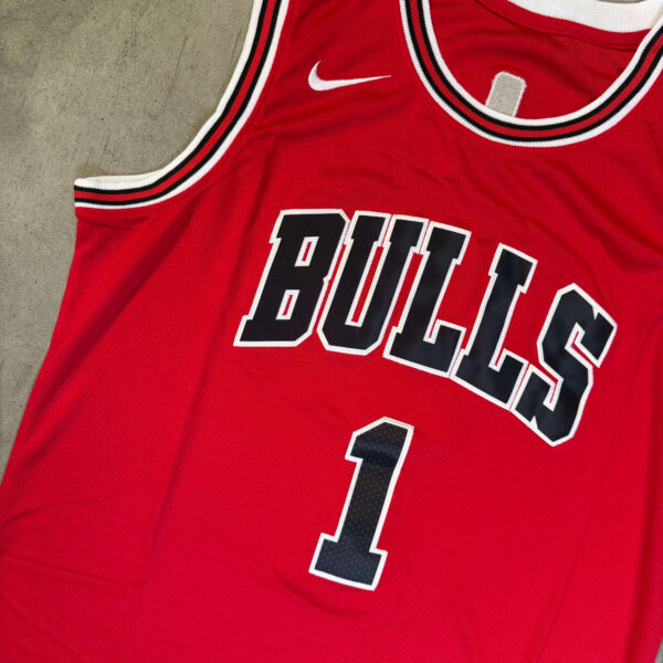 Camiseta Nike Bulls - Rose - Imagen 3