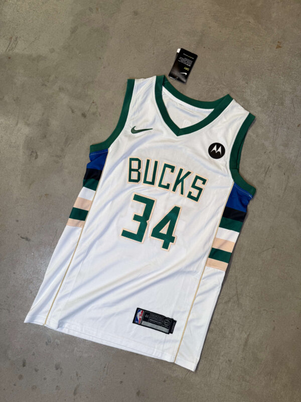 Camiseta Nike Bucks - Antetokounmpo - Imagen 2