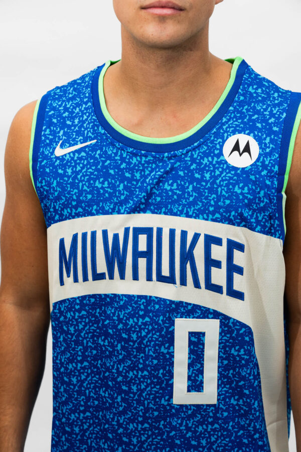 Camiseta Nike Bucks - Lillard - Imagen 5