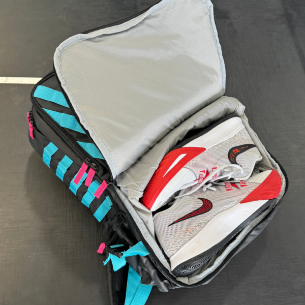Mochila Crossover Culture Vice City (Sneaker Backpack) - Imagen 3