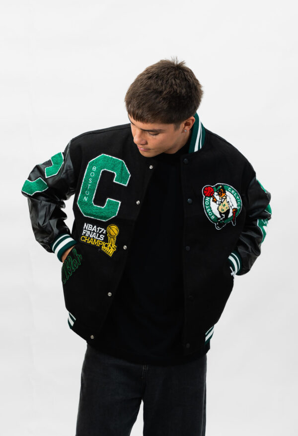 Chaqueta Varsity Retro Celtics Negra - Imagen 4