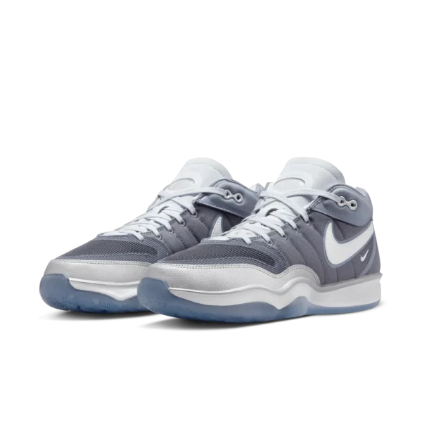 Nike GT Hustle 2 "Light Carbon" - Imagen 2