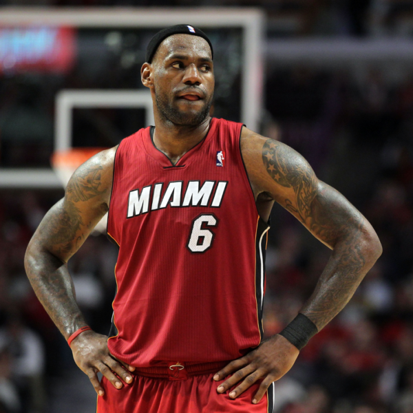 Camiseta Nike Heat - LeBron - Imagen 6