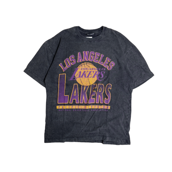 Remera Washed Lakers Division