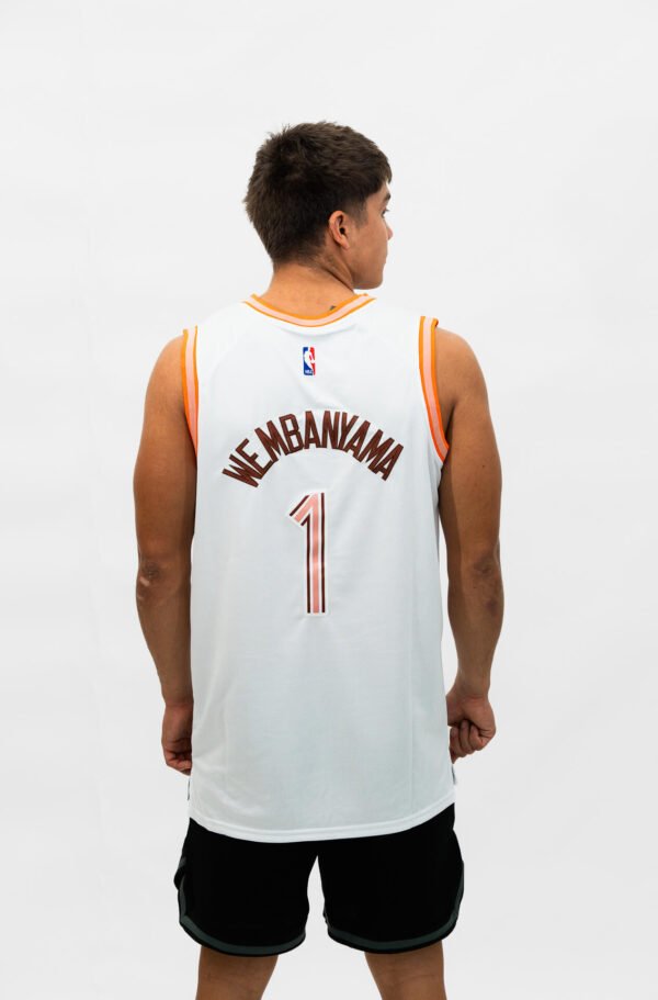 Camiseta Nike Spurs - Wembanyama - Imagen 4