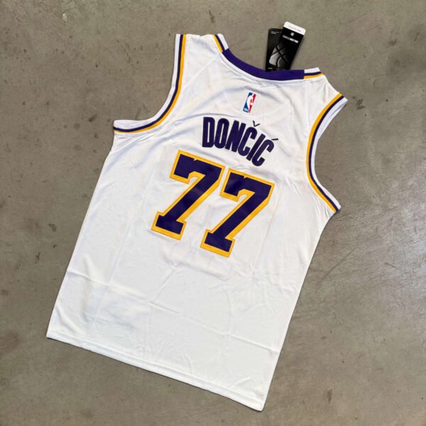 Camiseta Nike Lakers White - Doncic - Imagen 5